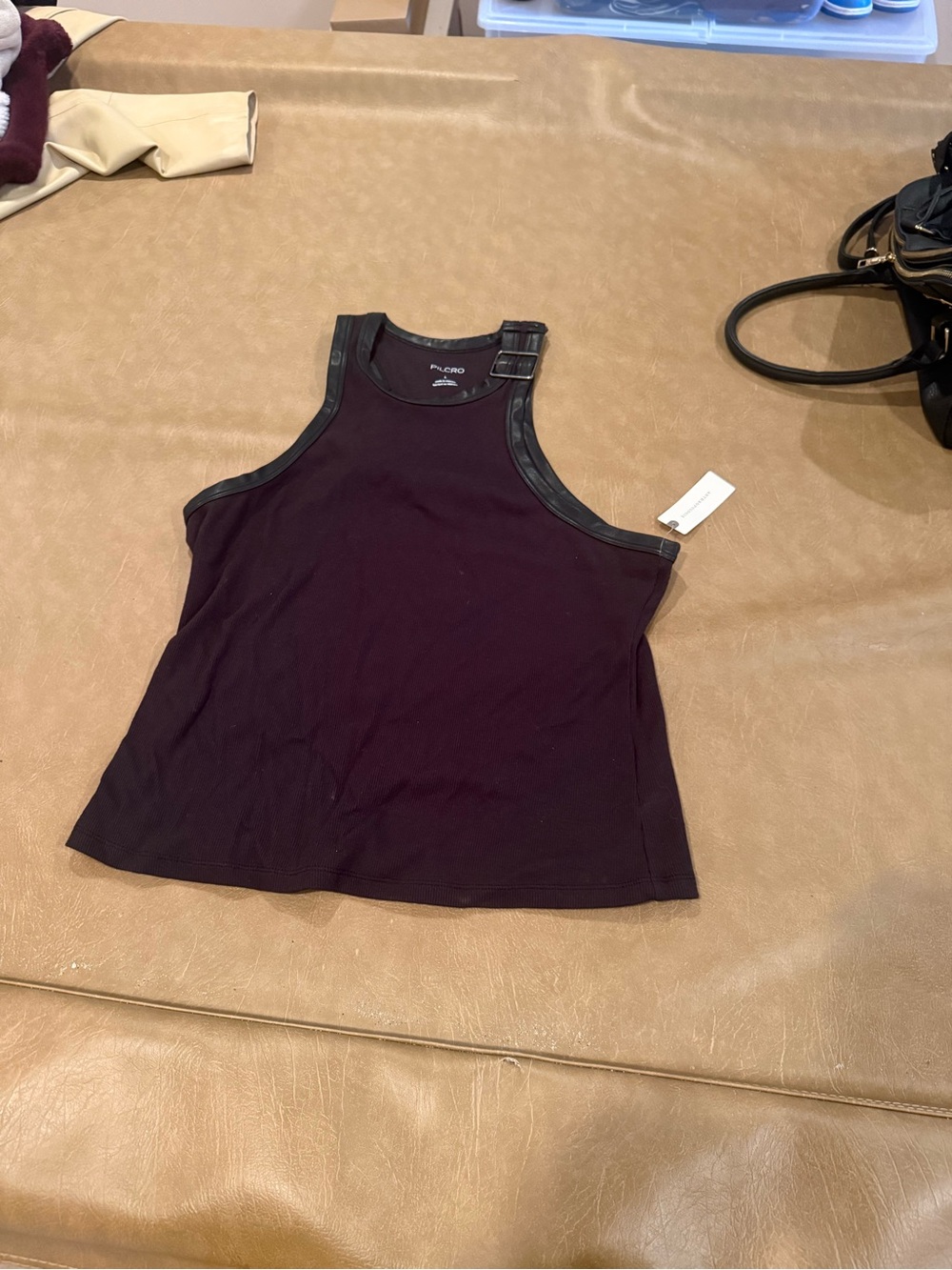 Pilcro Black tank